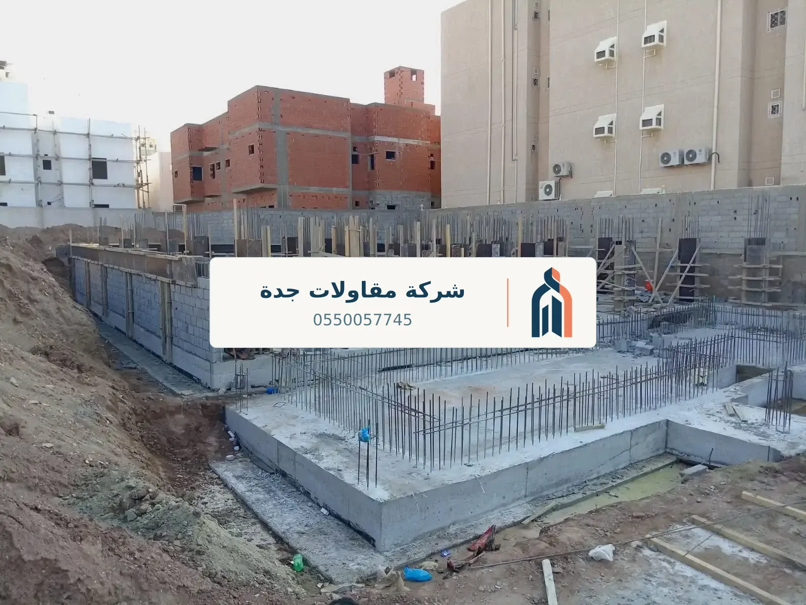 هياكل معدنية في جدة — بناء غرفة فوق السطح ساندوتش بانل