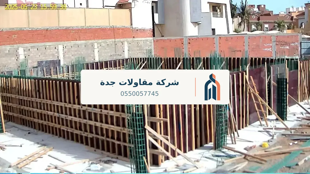 هناجر ومستودعات في جدة — تكلفة سقف ساندوتش بانل